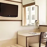 Pearl Hotel